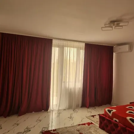בית הארחה Vila 27 קונסטנצה